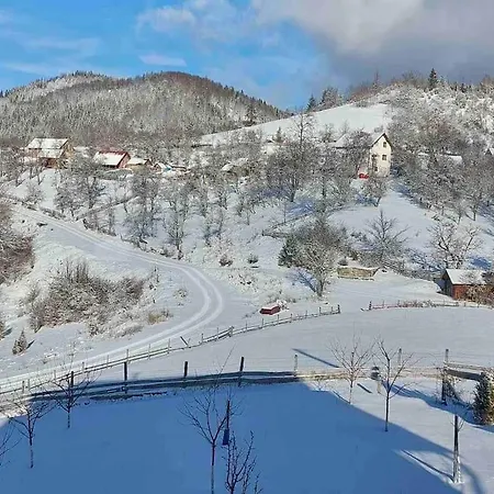 Zaovinski Kutak - 30m2 Баина-Башта